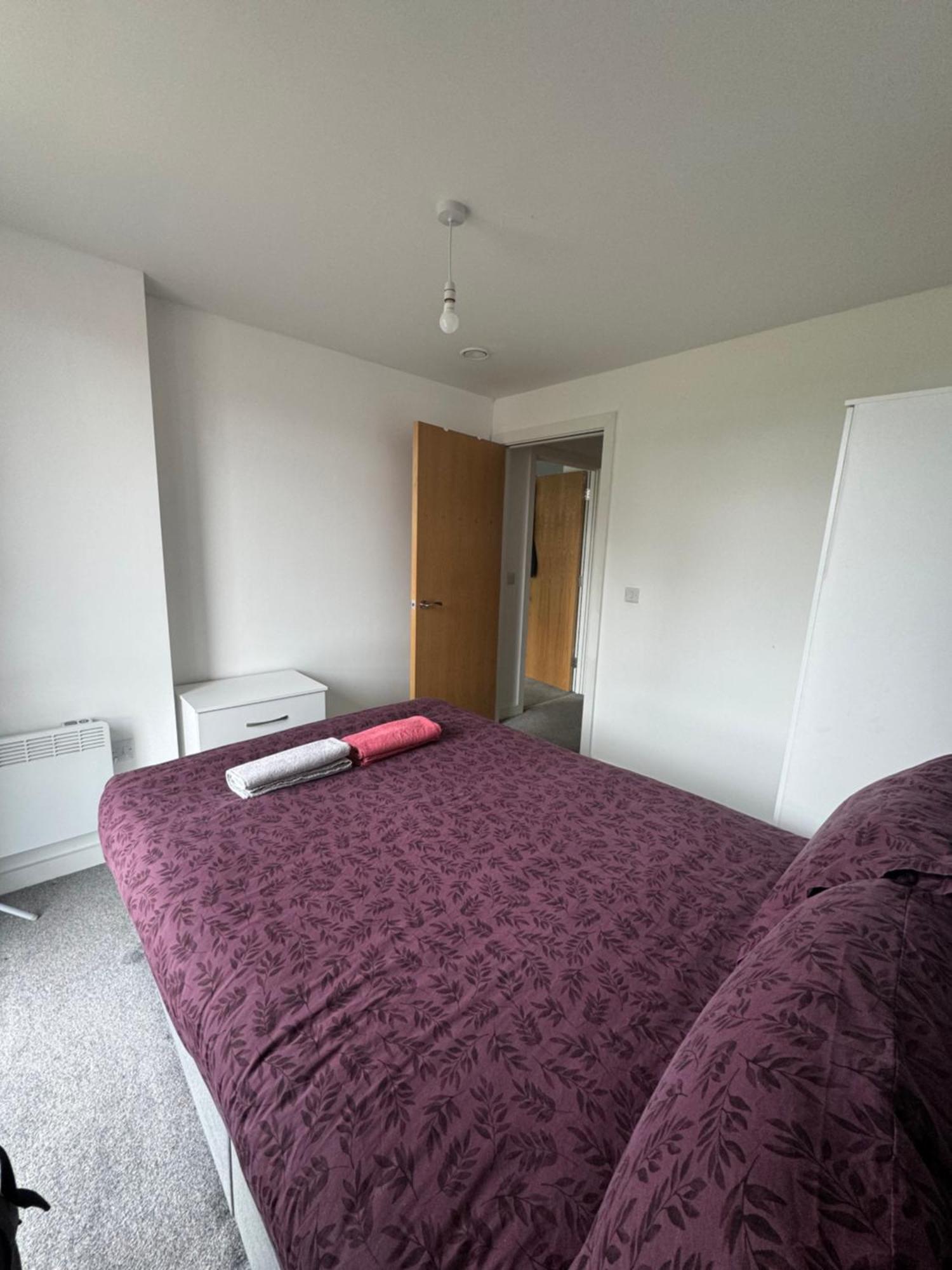 Apartment Luxury 1br Near Town *